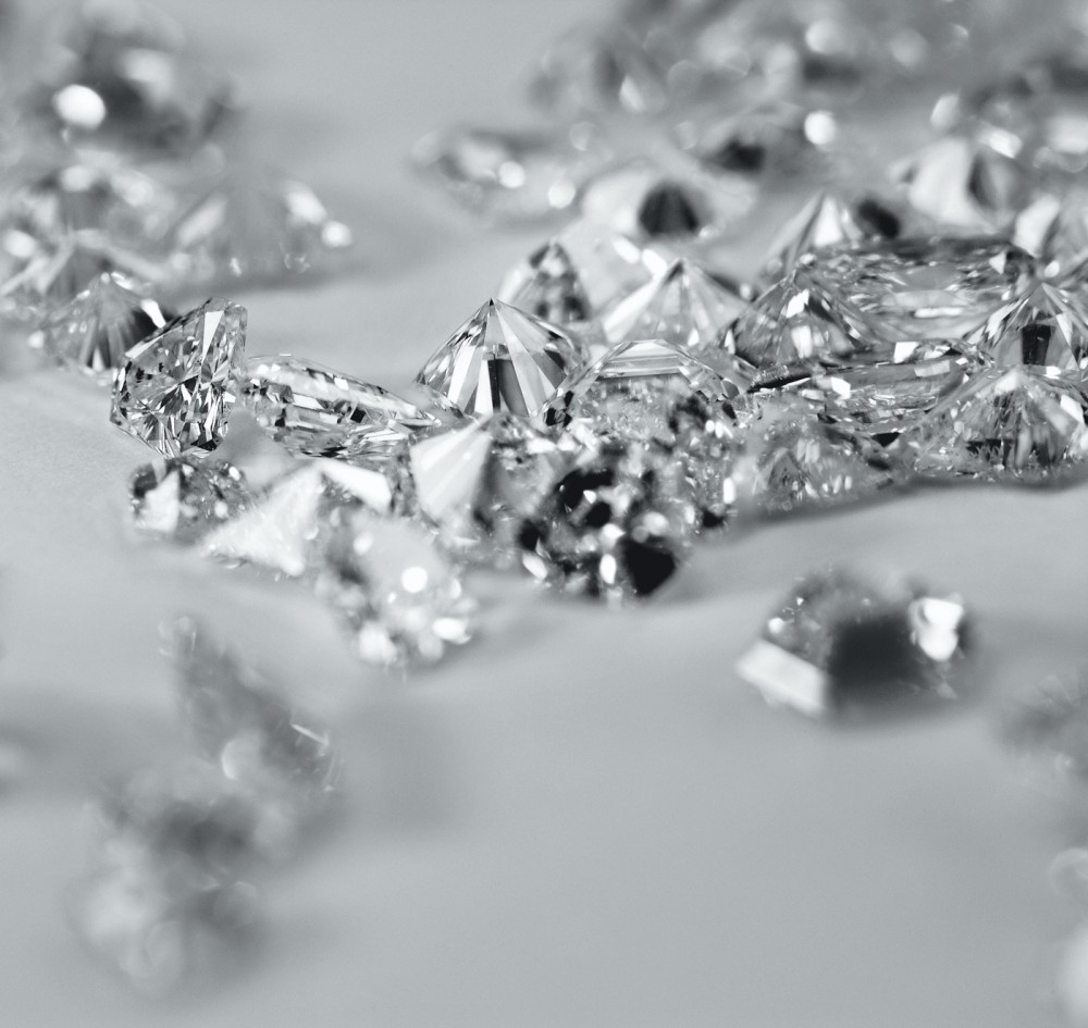 Certified Diamonds- Calleija are proud to utilize CanadaMark & Diavik Diamonds