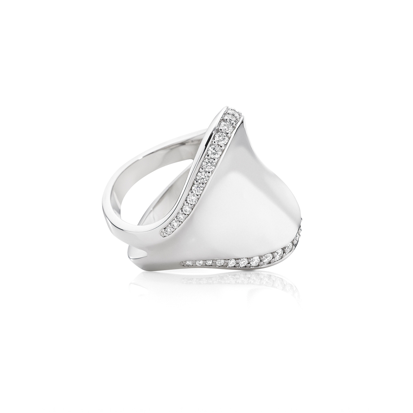 Zara Tindall by Calleija Saddle Suite Mini Black Diamond Edge Set Ring