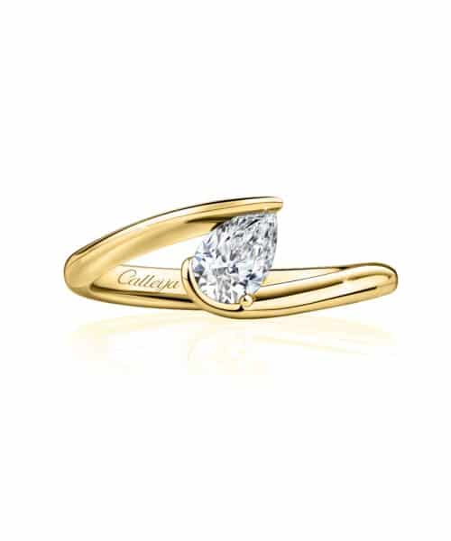 R5232 Elin 18ct Yellow Gold 0.73ct Pear Shaped White Diamond Ring